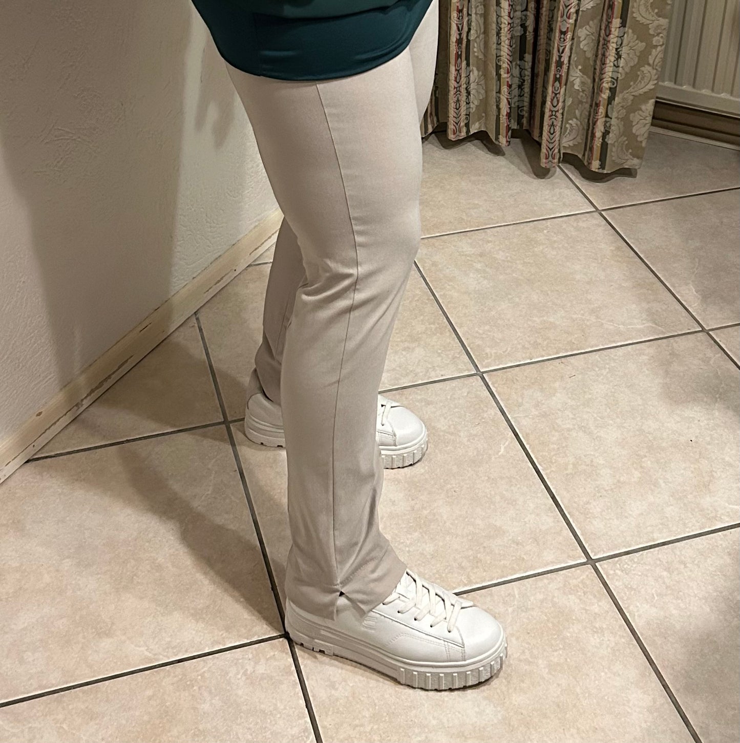 Italy stretch broek met kleine split